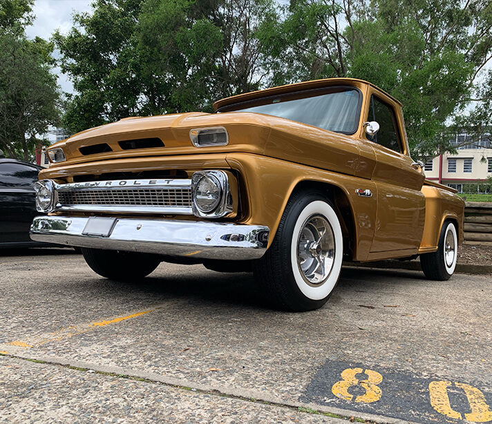 Chevrolet pickup restoration and respray