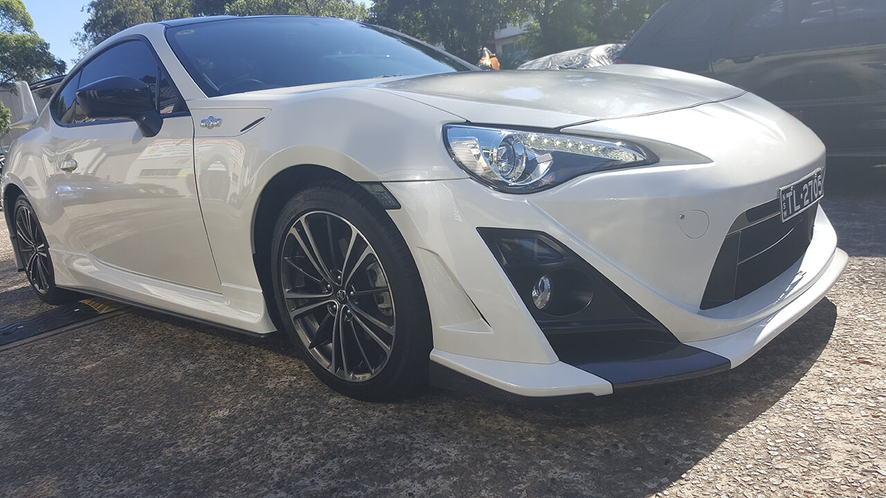 Customising a spoiler for Toyota in Sydney