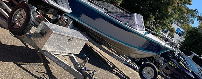 fiberglass scratch removal