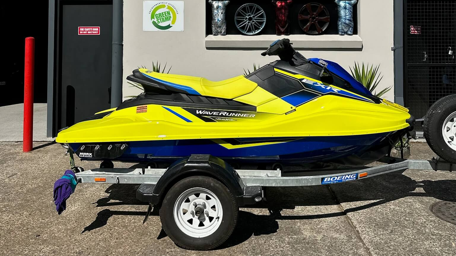 jet ski